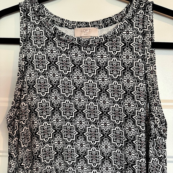 LOFT Dress - Picture 4 of 5